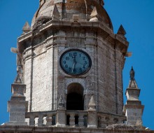 Clock's arch